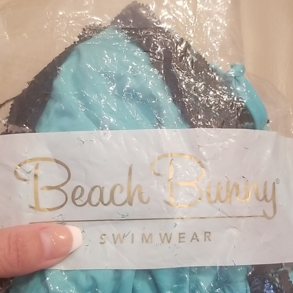 One of a kind Beach Bunny Lady Lace sexy bikini - Picture 7 of 7